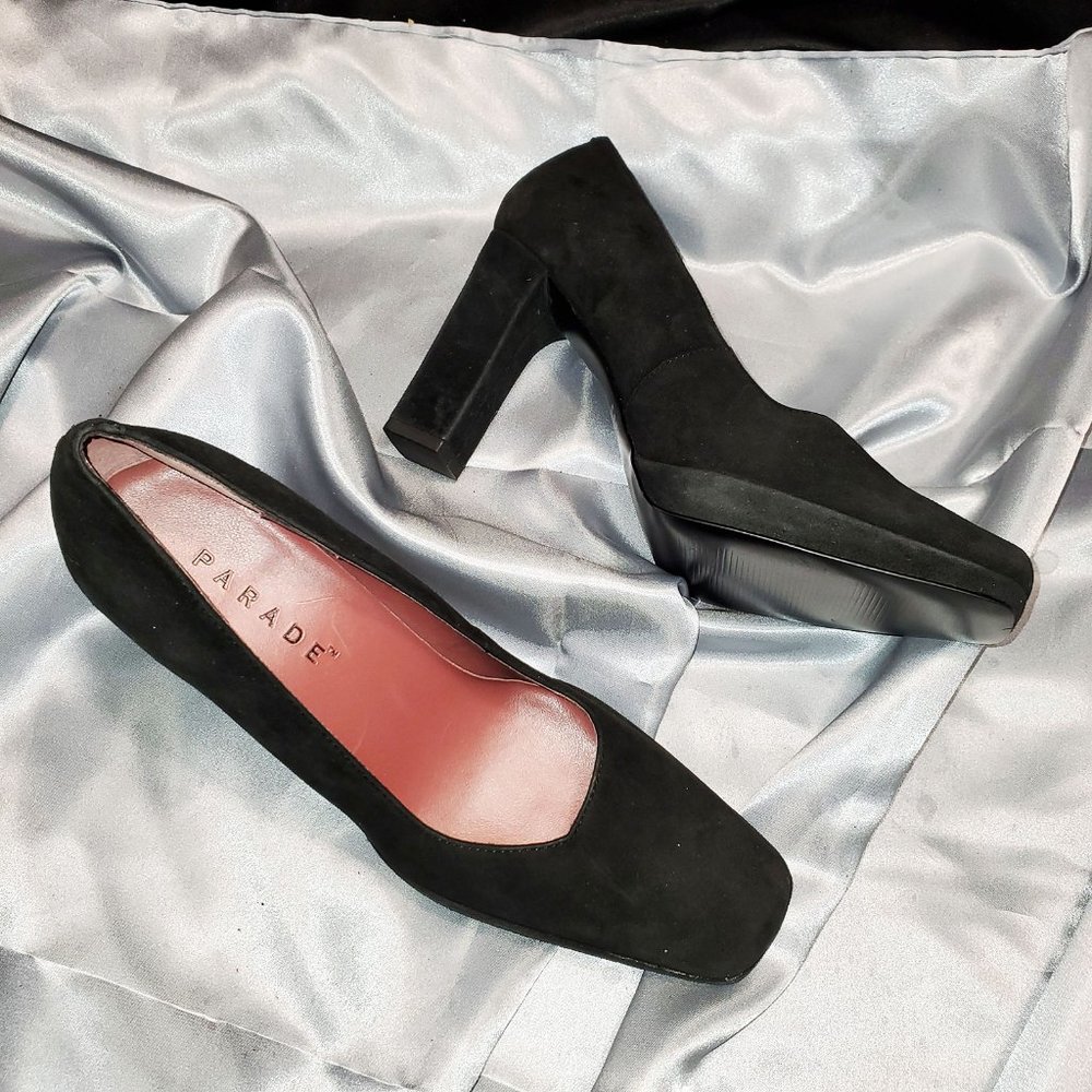 NEW PARADE black suede thick heel pumps SZ 8 - classy!